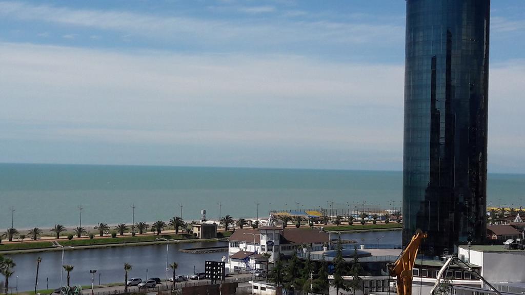 Big Flat In Batumi Apartment Екстериор снимка